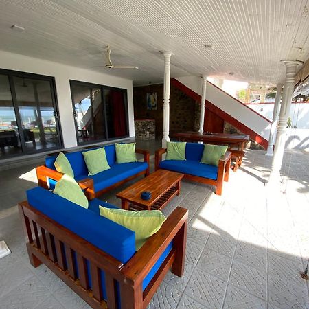 Tropical Beach House Hikkaduwa Exterior photo