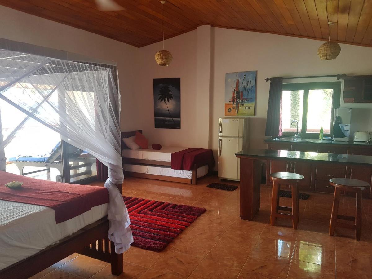Tropical Beach House Hikkaduwa Exterior photo